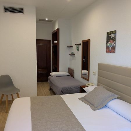 Hotel Mitus Canet De Mar Exterior photo