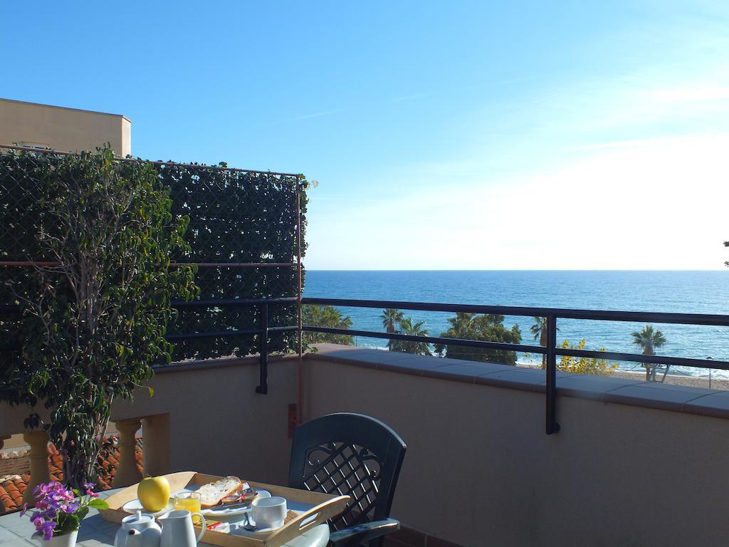 Hotel Mitus Canet De Mar Exterior photo